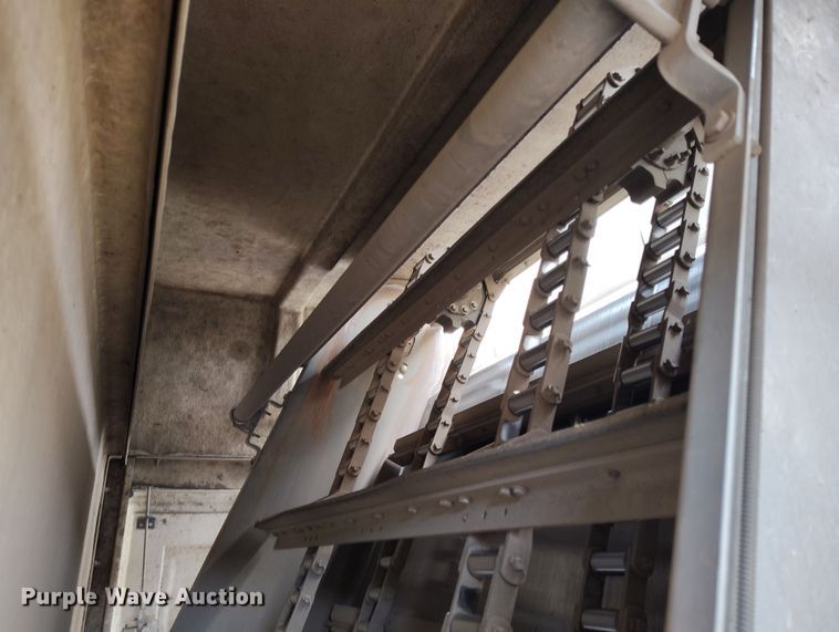 image for item EH0177 2007 Sterling SC8000 street sweeper truck