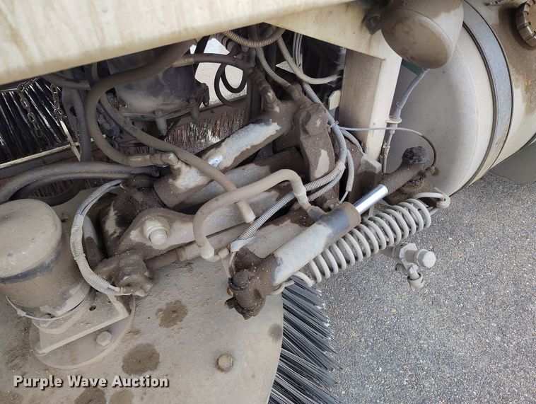 image for item EH0177 2007 Sterling SC8000 street sweeper truck