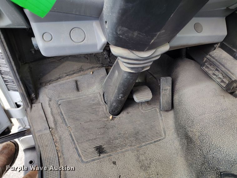 image for item EH0177 2007 Sterling SC8000 street sweeper truck