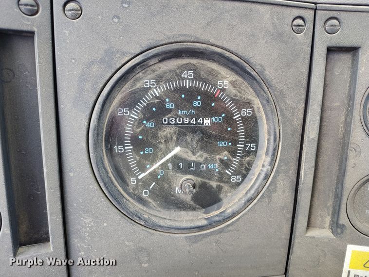 image for item EH0177 2007 Sterling SC8000 street sweeper truck