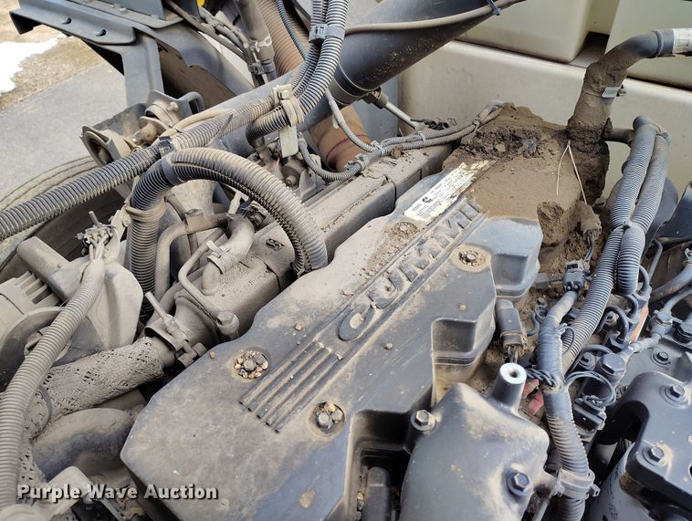 image for item EH0177 2007 Sterling SC8000 street sweeper truck