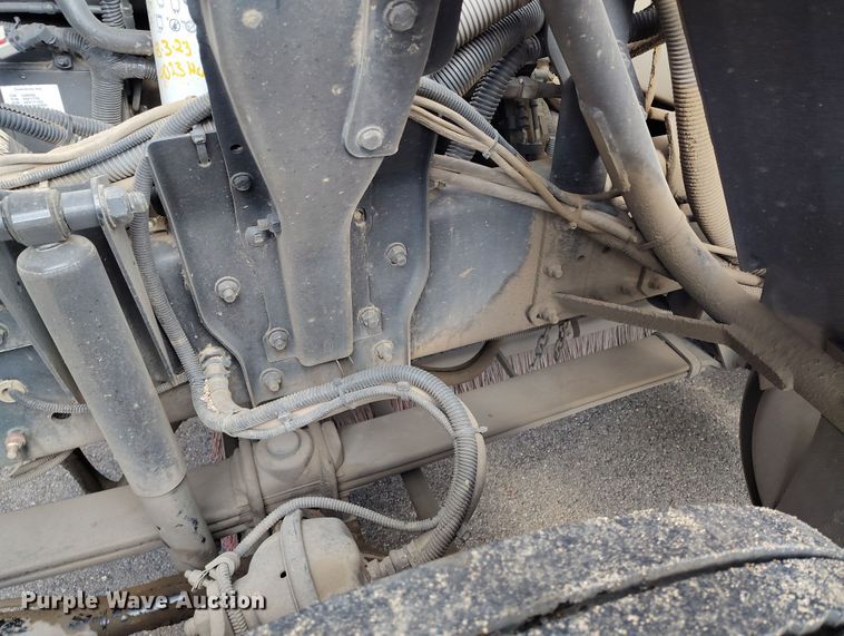 image for item EH0177 2007 Sterling SC8000 street sweeper truck