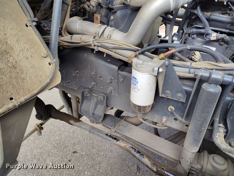 image for item EH0177 2007 Sterling SC8000 street sweeper truck