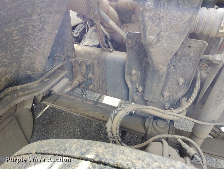 image for item EH0177 2007 Sterling SC8000 street sweeper truck