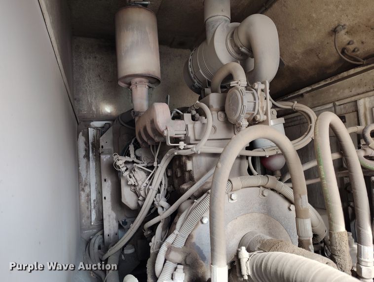 image for item EH0177 2007 Sterling SC8000 street sweeper truck