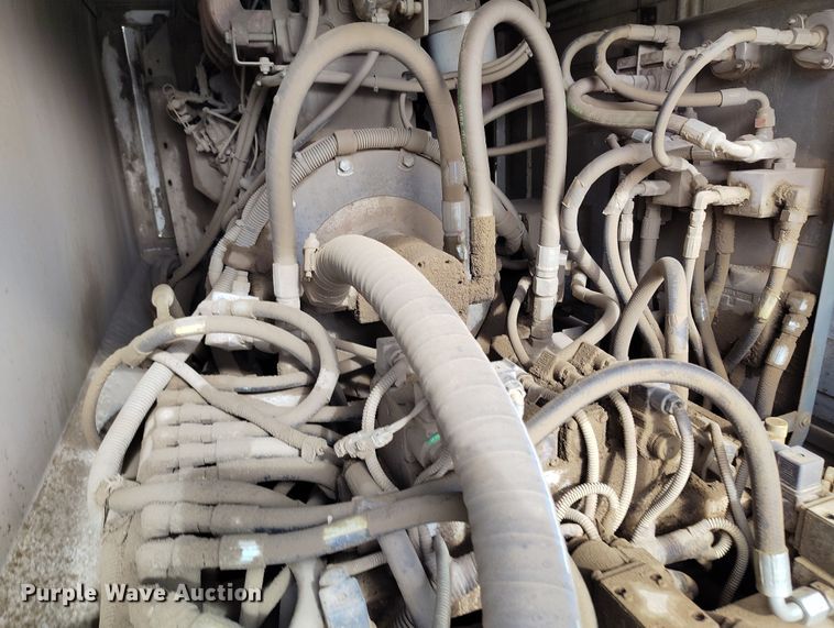 image for item EH0177 2007 Sterling SC8000 street sweeper truck