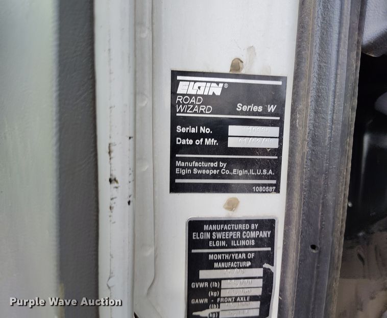 image for item EH0177 2007 Sterling SC8000 street sweeper truck