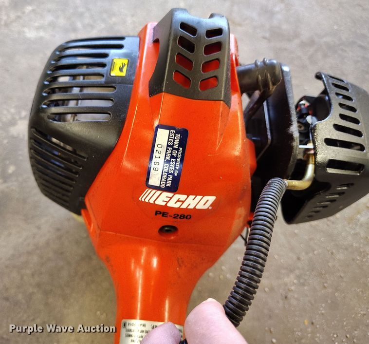 image for item EH0179 Lawn and garden equipment