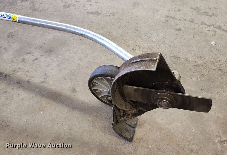 image for item EH0179 Lawn and garden equipment