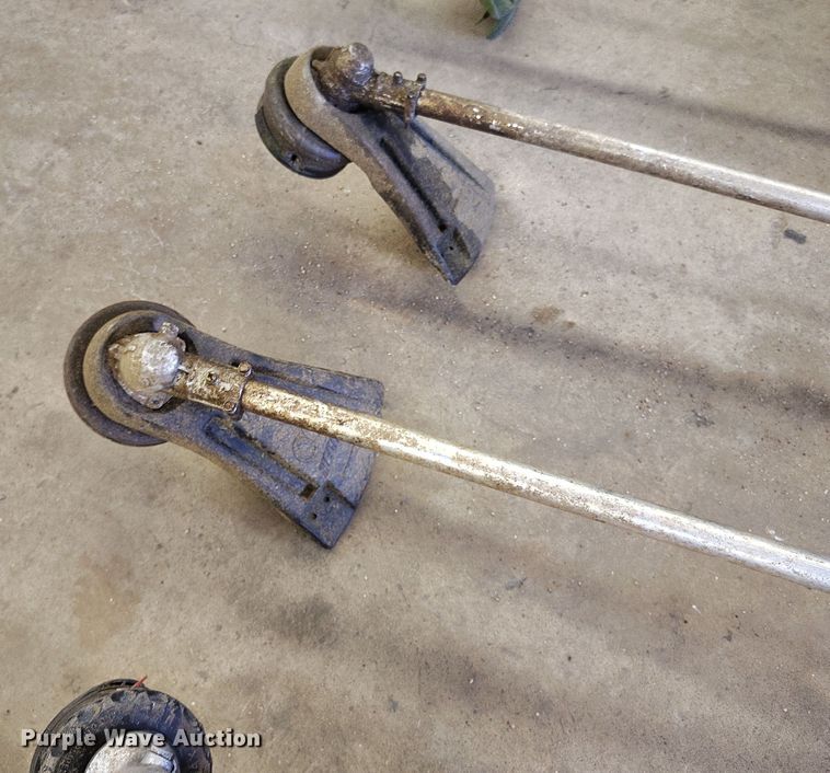 image for item EH0179 Lawn and garden equipment