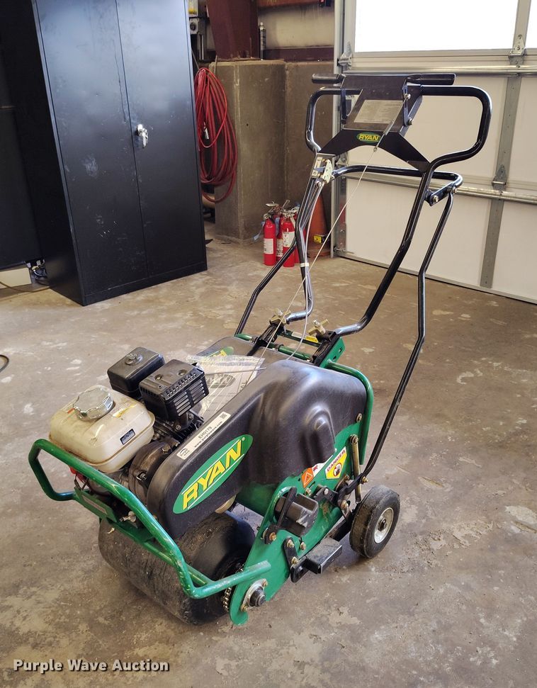 image for item EH0179 Lawn and garden equipment