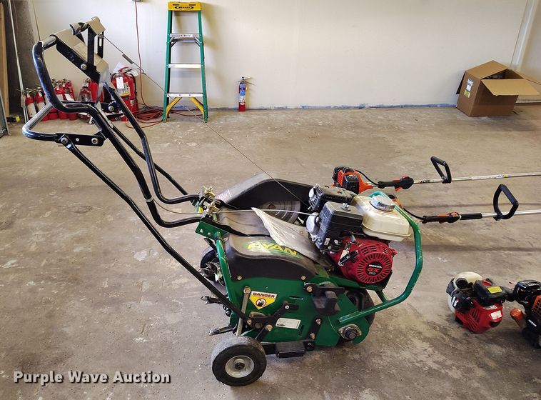 image for item EH0179 Lawn and garden equipment