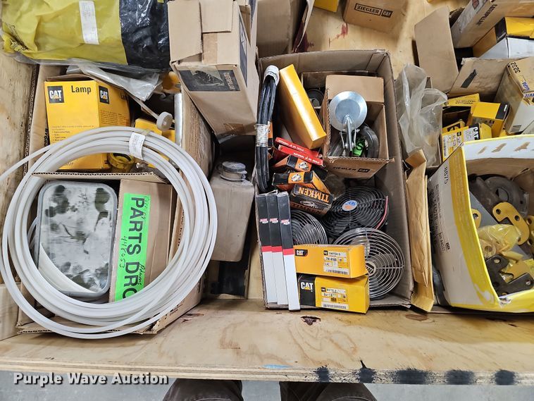 image for item EH8628 Caterpillar 140H/D6 parts