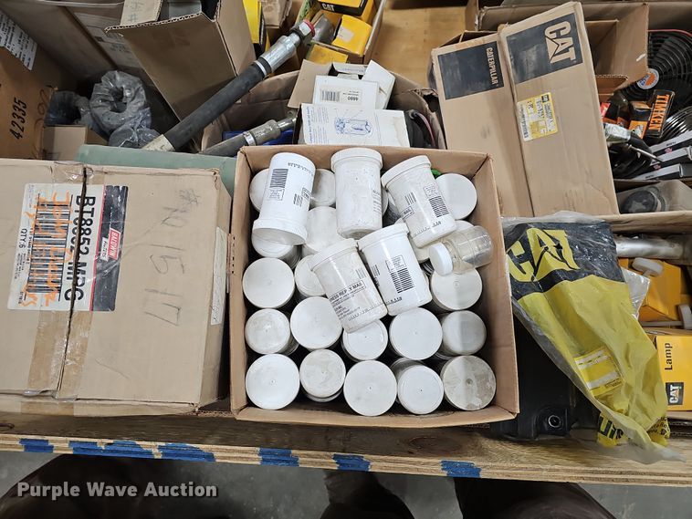 image for item EH8628 Caterpillar 140H/D6 parts