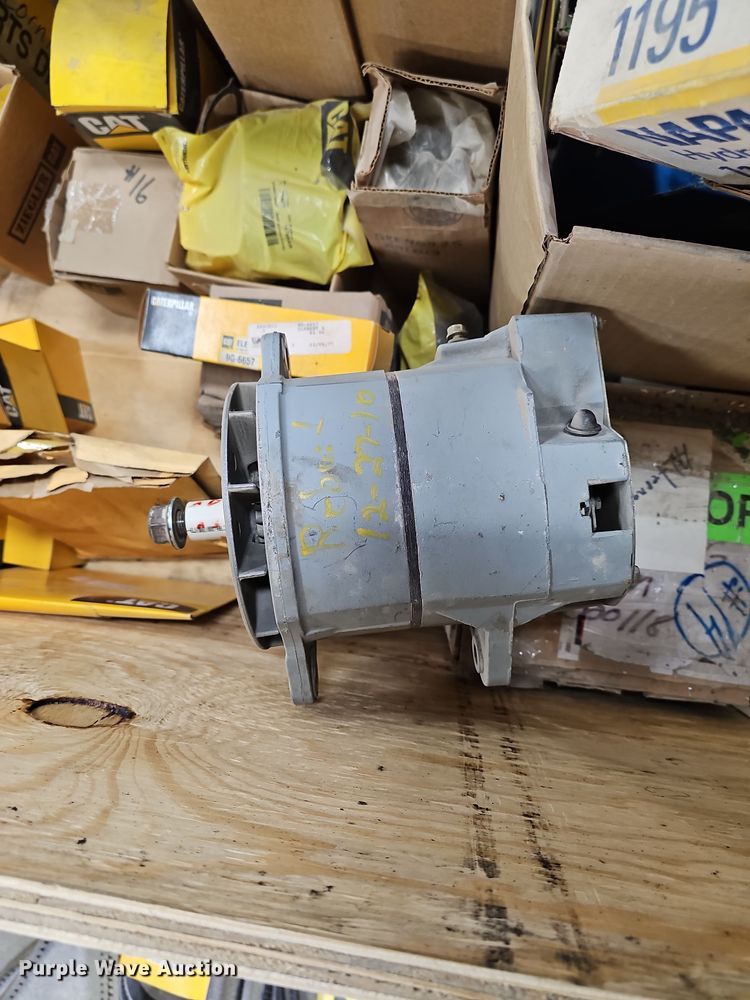 image for item EH8628 Caterpillar 140H/D6 parts