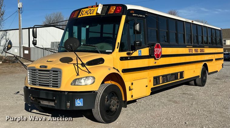 image for item EK0362 2011 Thomas Saf-T-Liner C2 school bus