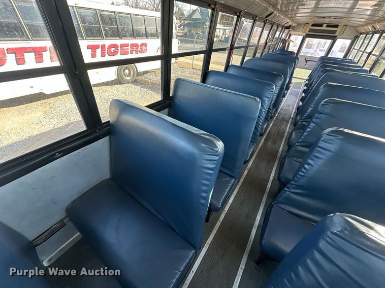 image for item EK0362 2011 Thomas Saf-T-Liner C2 school bus