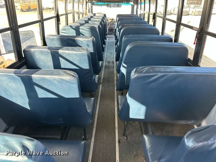 image for item EK0362 2011 Thomas Saf-T-Liner C2 school bus