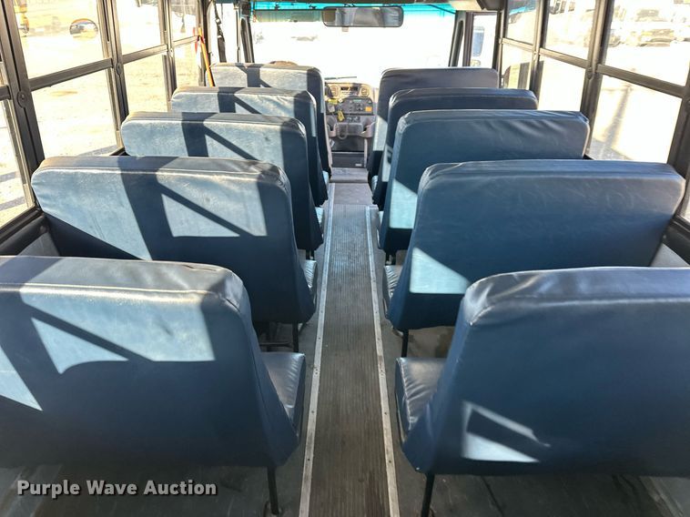 image for item EK0362 2011 Thomas Saf-T-Liner C2 school bus