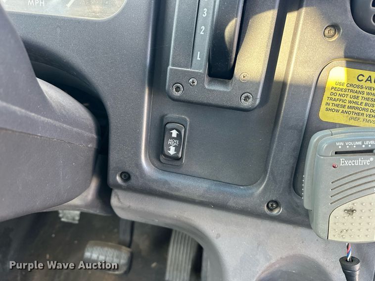 image for item EK0362 2011 Thomas Saf-T-Liner C2 school bus