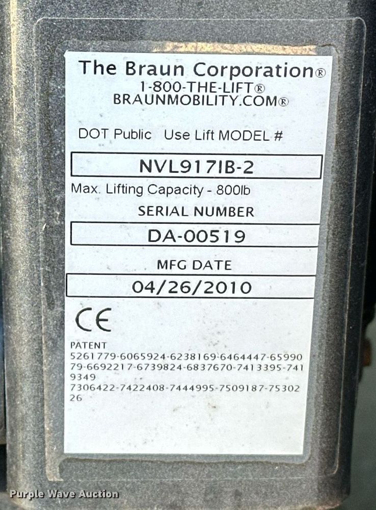 image for item EK0362 2011 Thomas Saf-T-Liner C2 school bus