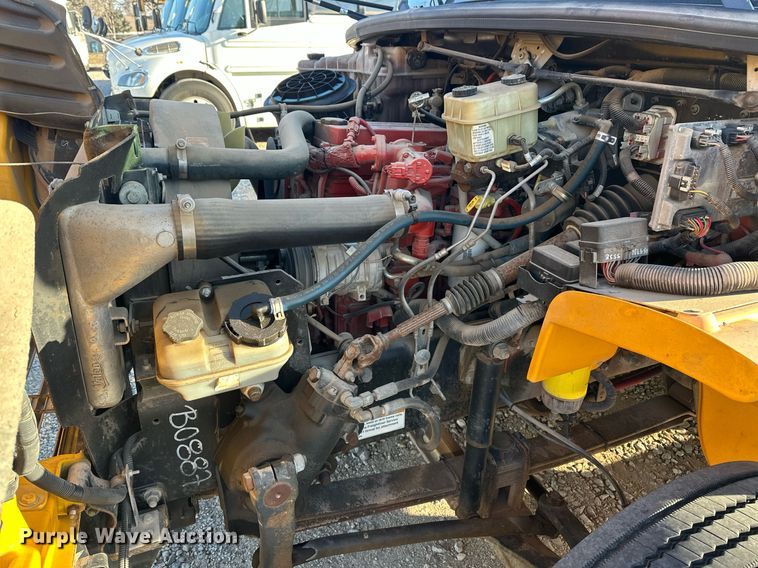 image for item EK0362 2011 Thomas Saf-T-Liner C2 school bus