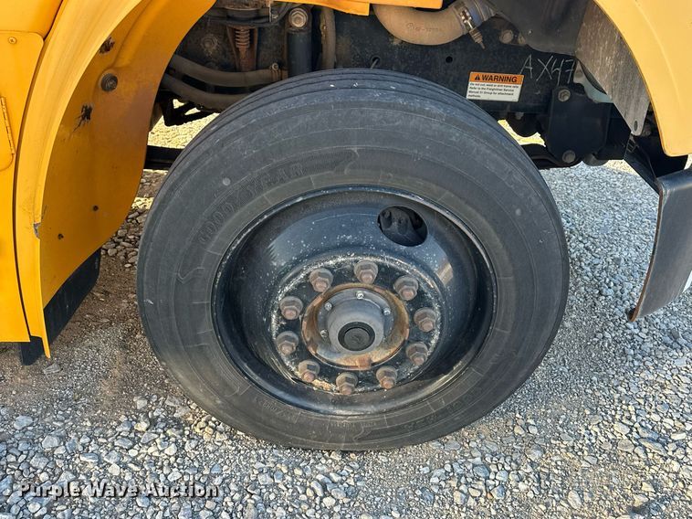 image for item EK0362 2011 Thomas Saf-T-Liner C2 school bus