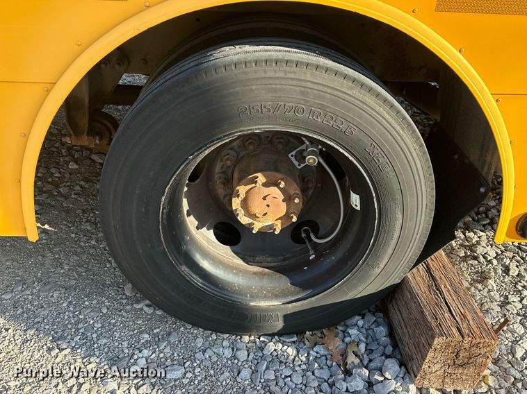 image for item EK0362 2011 Thomas Saf-T-Liner C2 school bus