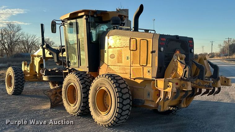 image for item EK0373 2016 John Deere 772G motor grader