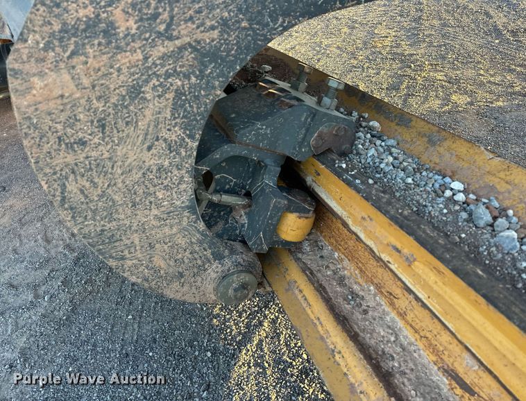 image for item EK0373 2016 John Deere 772G motor grader