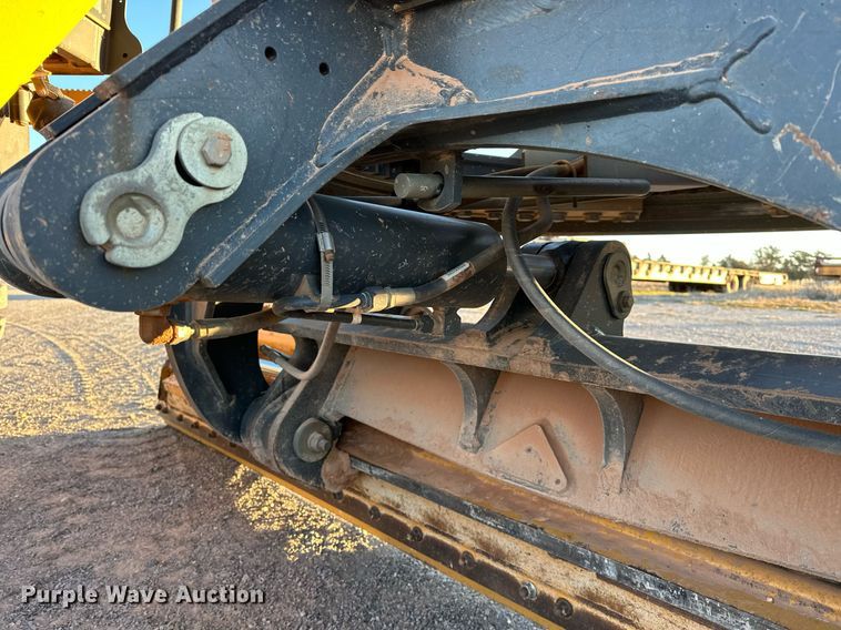 image for item EK0373 2016 John Deere 772G motor grader