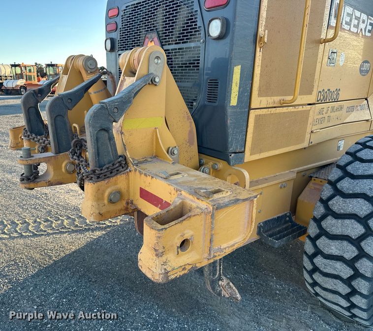 image for item EK0373 2016 John Deere 772G motor grader