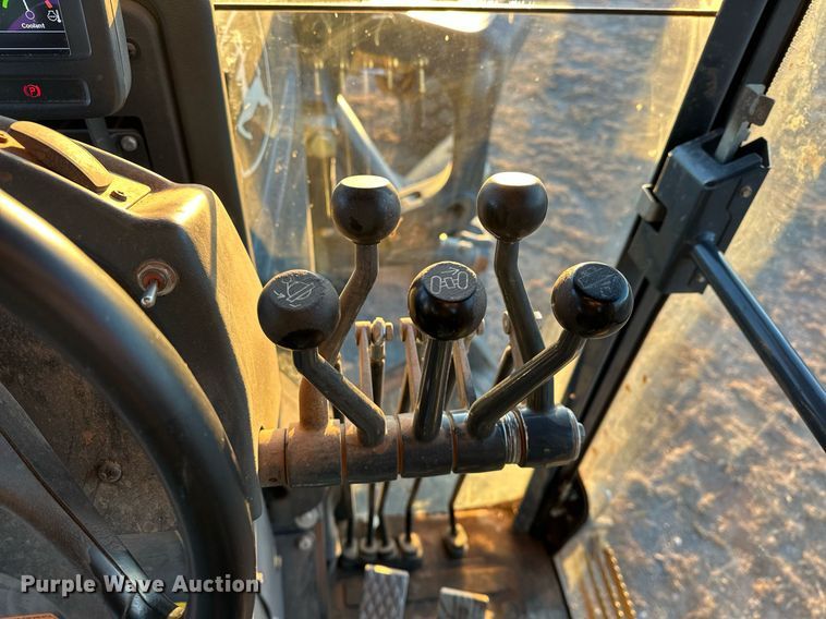 image for item EK0373 2016 John Deere 772G motor grader