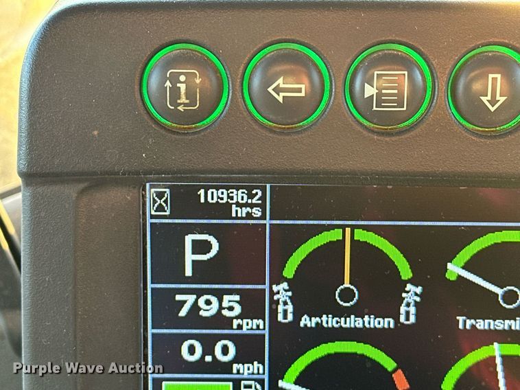 image for item EK0373 2016 John Deere 772G motor grader