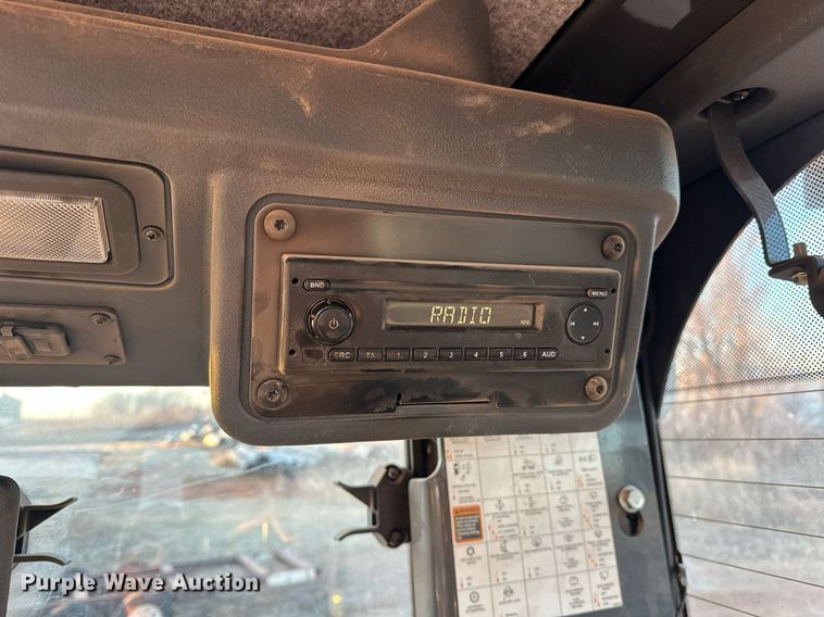 image for item EK0373 2016 John Deere 772G motor grader