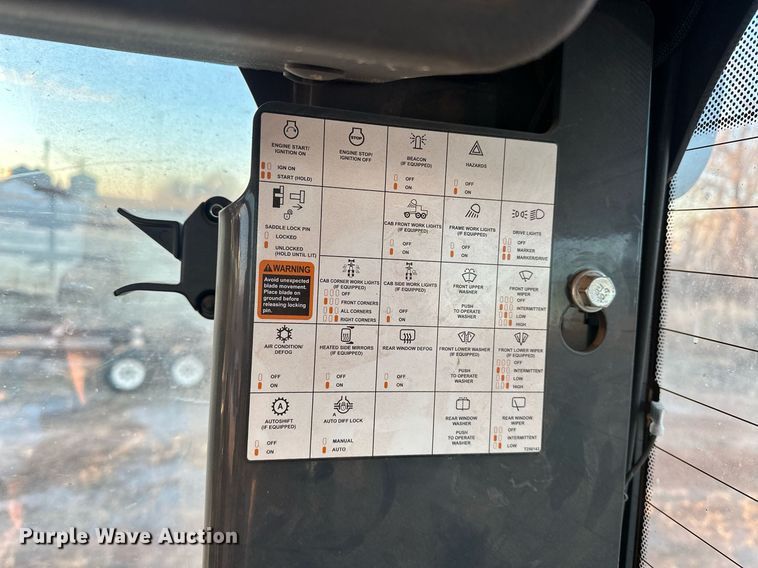 image for item EK0373 2016 John Deere 772G motor grader