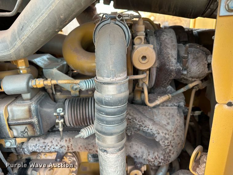 image for item EK0373 2016 John Deere 772G motor grader