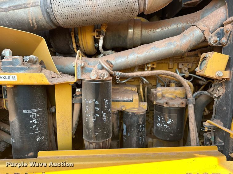 image for item EK0373 2016 John Deere 772G motor grader