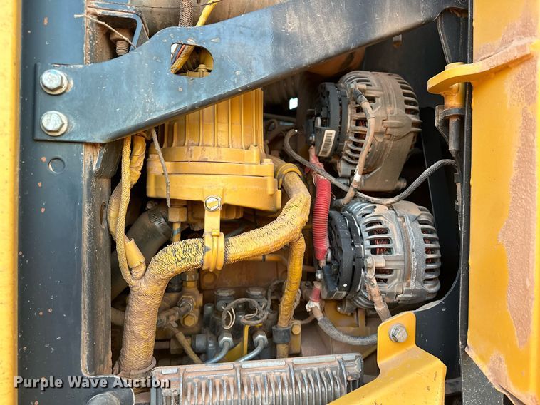 image for item EK0373 2016 John Deere 772G motor grader