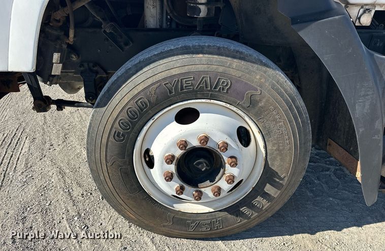 image for item EK0376 1998 Mack CH600 semi truck