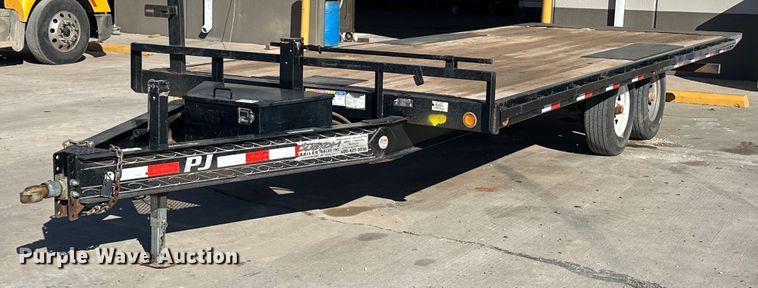 image for item EK0377 2018 PJ Carhauler Tilt T8222 tilt deck equipment trailer