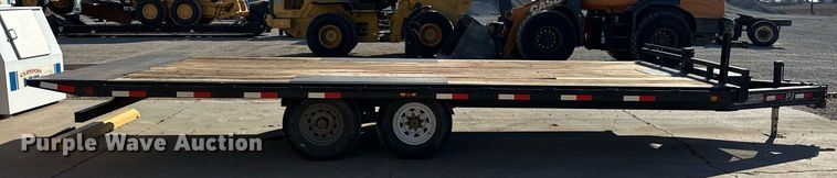 image for item EK0377 2018 PJ Carhauler Tilt T8222 tilt deck equipment trailer