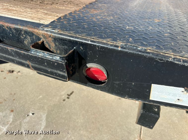 image for item EK0377 2018 PJ Carhauler Tilt T8222 tilt deck equipment trailer