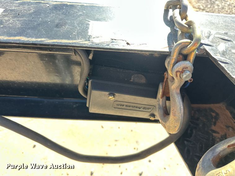 image for item EK0377 2018 PJ Carhauler Tilt T8222 tilt deck equipment trailer