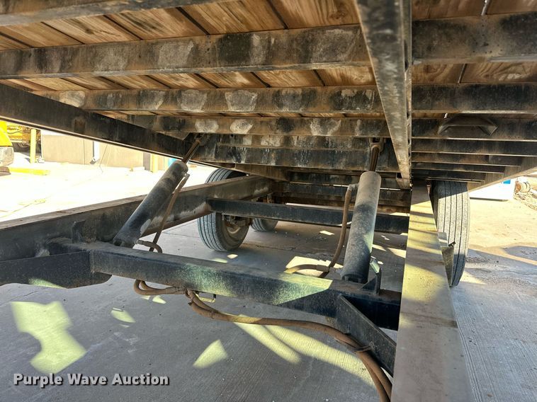 image for item EK0377 2018 PJ Carhauler Tilt T8222 tilt deck equipment trailer