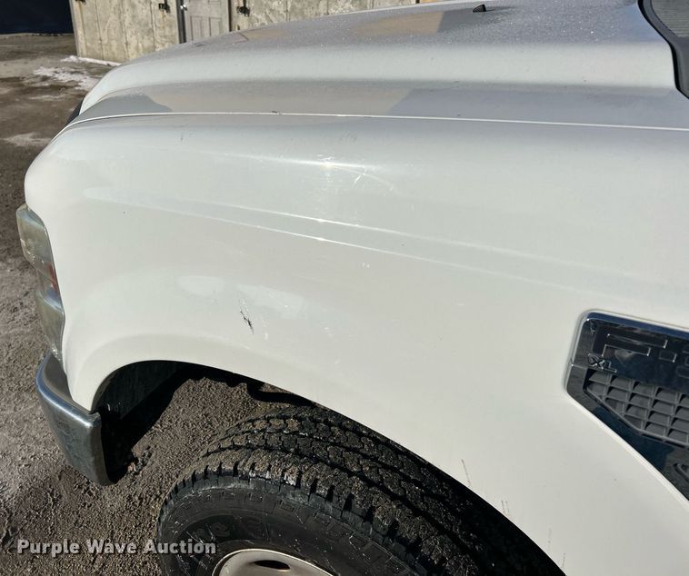 image for item EK2660 2009 Ford F350 Super Duty XL pickup truck