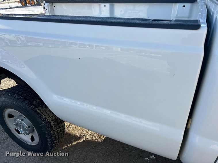 image for item EK2660 2009 Ford F350 Super Duty XL pickup truck