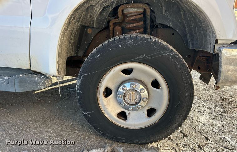 image for item EK2660 2009 Ford F350 Super Duty XL pickup truck