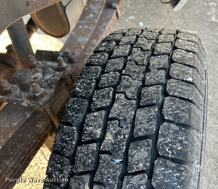 image for item EK2660 2009 Ford F350 Super Duty XL pickup truck