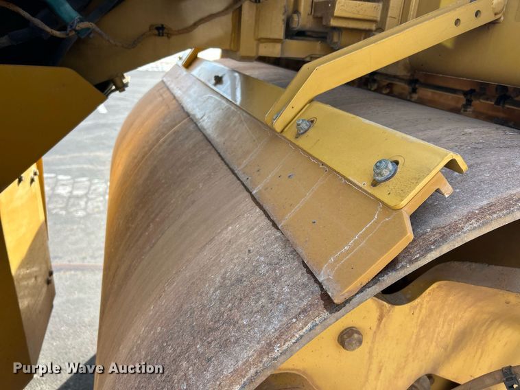 image for item EK2662 2010 Caterpillar CD54 double drum vibratory roller